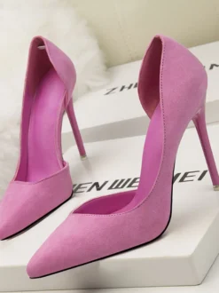 Escarpins femme talons hauts bout pointu talon aiguille bleu Royal en daim