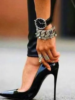 Escarpins noirs sexy à talons hauts et bout pointu pour femmes