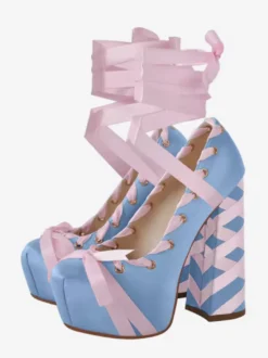 Escarpins à plateforme en satin bout rond lacets talon épais