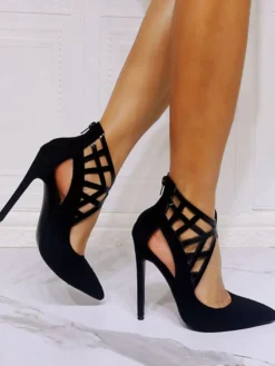 Escarpins à talons aiguilles et bout pointu à lanières et talons hauts noirs chics