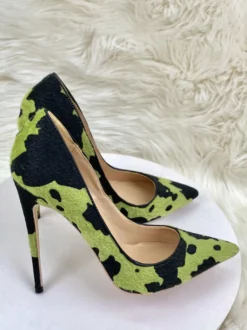 Escarpins à talons hauts en crin de cheval à bout pointu et motif animalier