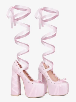 Escarpins à talons hauts roses à plateforme et bout rond avec nœud Lolita et lacets