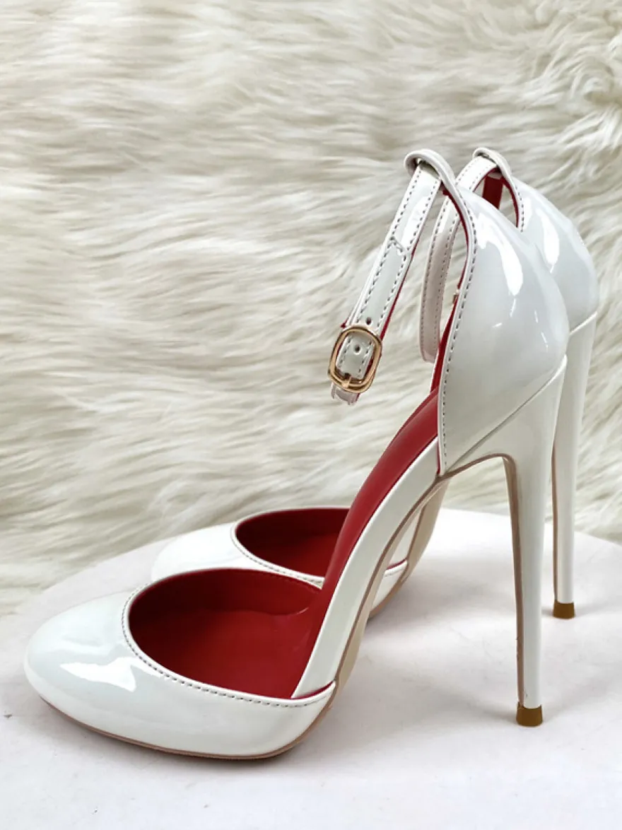 Escarpins à talons hauts rouges bout rond métallisés talon aiguille bride à la cheville