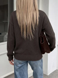 Gilet cardigan femme à col rond et boutons en maille unie oversize manches longues et poches