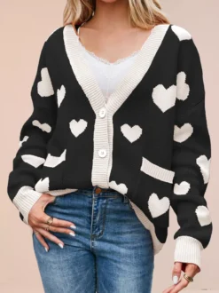 Gilet cardigan oversize à manches longues et poches imprimé cœur et bordures contrastées col en V et boutons pour femme