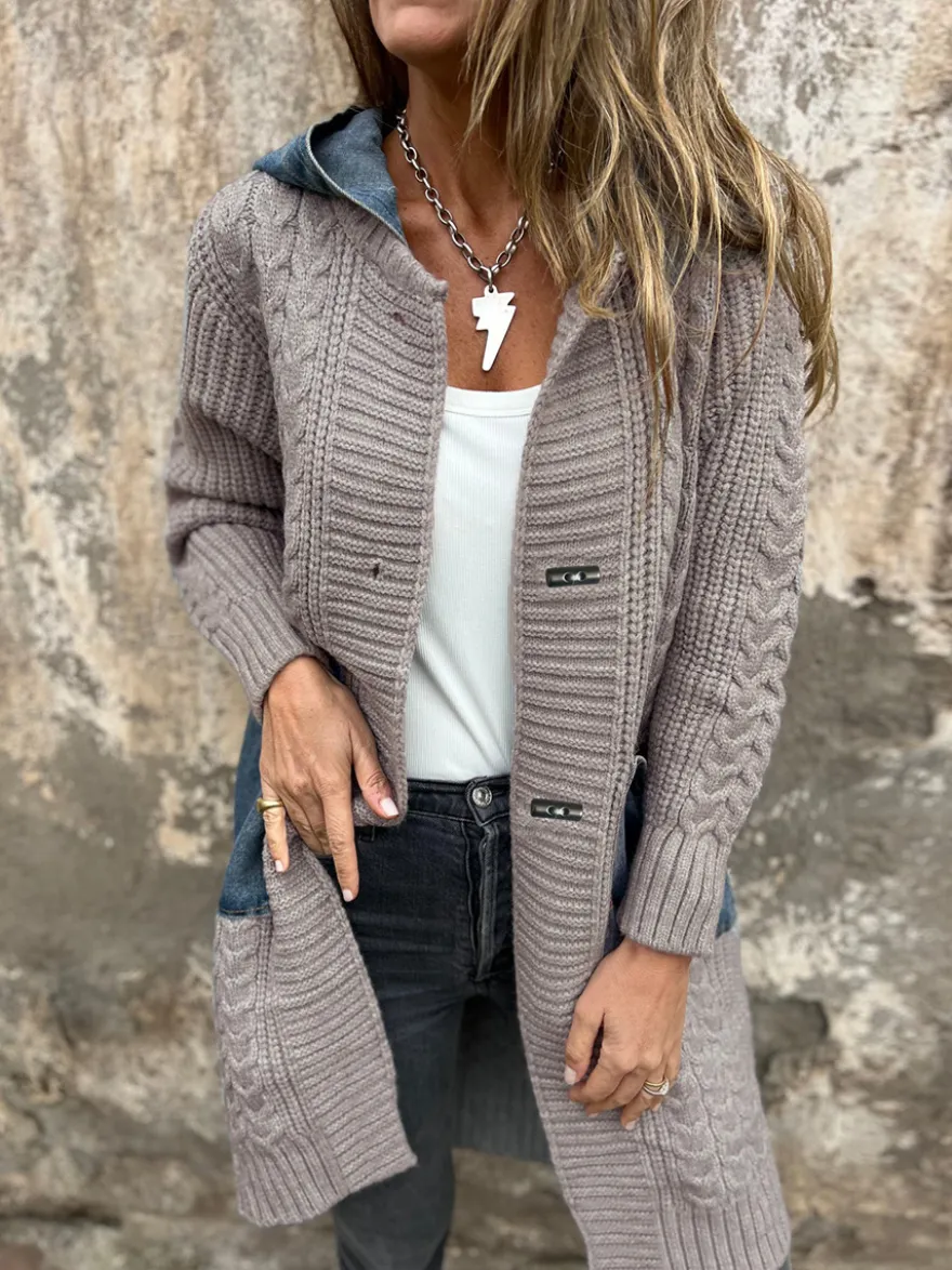 Gilet long en maille patchwork en denim poches et boutons pull-manteau pour femme 2026