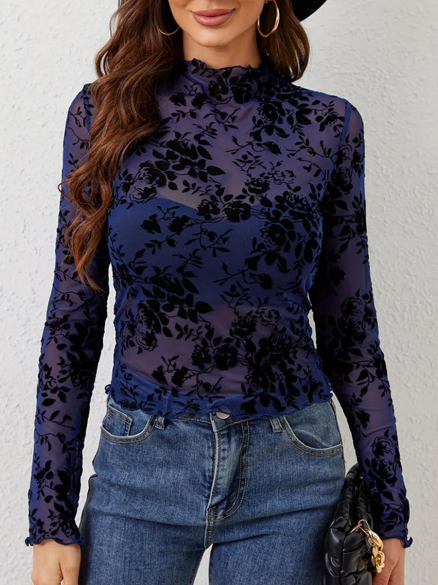 Haut moulant à col montant imprimé floral floqué manches longues transparentes style skinny collection femme 2026