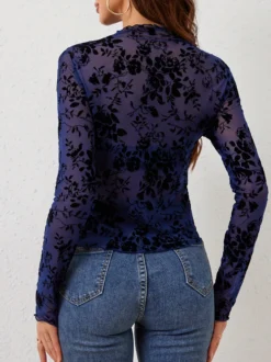 Haut moulant à col montant imprimé floral floqué manches longues transparentes style skinny collection femme 2026