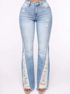 Jean évasé à effet usé et effiloché pour femme - Denim bootcut sexy délavé bleu clair - Tenue de soirée printanière 2026