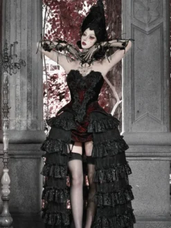 Jupe Lolita gothique noire et rouge SK à volants et taille haute avec traîne spectaculaire
