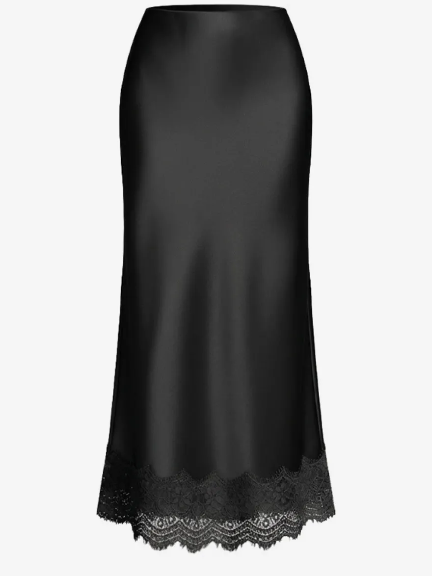 Jupe longue d'été élégante en satin couleur champagne taille naturelle pour femme.