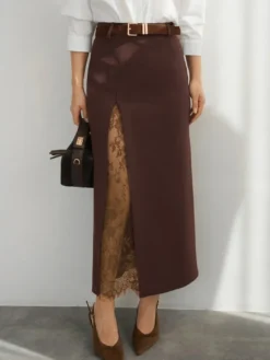 Jupe midi droite taille haute fendue sur le devant en dentelle