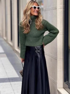 Jupe midi plissée vintage noire en similicuir avec double boucle pour femme 2026