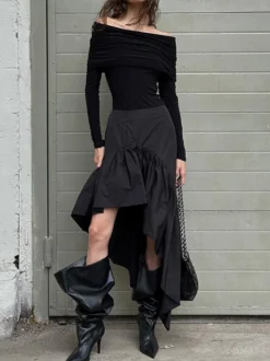 Jupes noires courtes asymétriques pour femmes