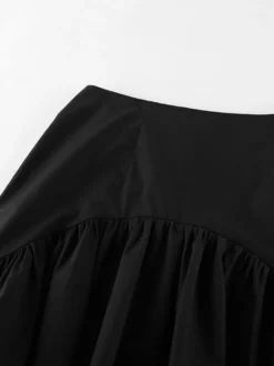 Jupes noires courtes asymétriques pour femmes