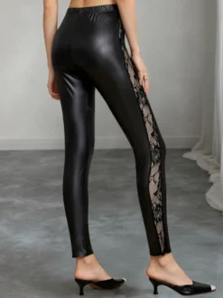 Leggings en cuir PU noir avec empiècements en dentelle sur le côté coupe slim taille haute pantalon crayon stretch pour femme pantalon décontracté
