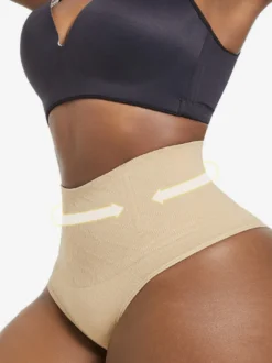 Linge de Mariée Body string taille haute pour femmes grandes tailles gainant ventre plat et fesses galbées.