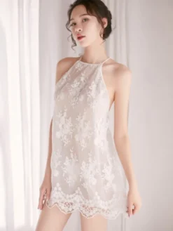 Linge de Mariée Chemise de nuit sexy en dentelle blanche dos nu semi-transparente mini-robe à bretelles et ourlet festonné
