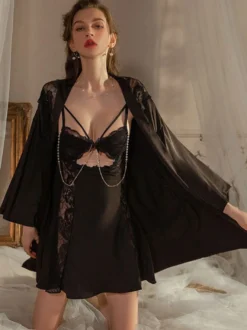 Linge de Mariée Pyjamas Vêtements de Nuit Champagne Dentelle 1 Pièce Manches Longues Lingerie Soie