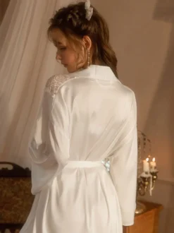 Linge de Mariée Pyjamas Vêtements de Nuit Champagne Dentelle 1 Pièce Manches Longues Lingerie Soie
