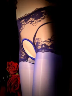 Lingerie bonneterie collants pour femmes entrejambe ouvert transparent rouge dentelle acrylique couleur unie