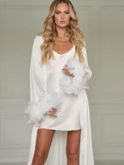 Lingerie de mariée pyjamas vêtements de nuit robes nuisettes d'intérieur en plumes blanches