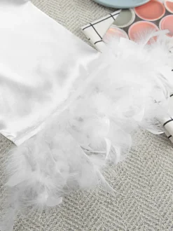 Lingerie de mariée pyjamas vêtements de nuit robes nuisettes d'intérieur en plumes blanches