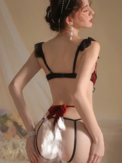 Lingerie Fendue Lingerie noire à découpes et entrejambe ouvert pour femme