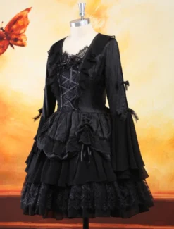 Lolita Robe Gothique noir à 1 pièce 2026 Longue Manches Hime à lacet Couches dentelle Déguisements