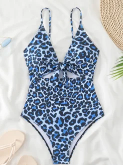 Maillot de bain une pièce imprimé léopard bleu avec découpes 2026