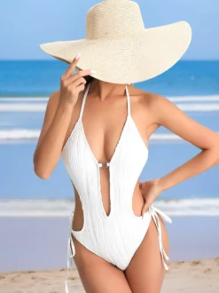 Maillot de bain une pièce sexy à découpes et dos nu couleur unie pour l'été 2026