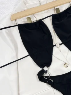 Maillots de bain une pièce pour femmes noirs à découpes et dos nu maillots de bain d'été pour la plage