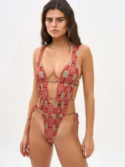 Maillots de bain une pièce pour femmes imprimé floral bordeaux col en V maillots de bain d'été pour la plage