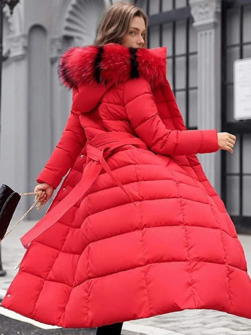 Manteau d'hiver à capuche avec col en fausse fourrure amovible et ceinture pour femme