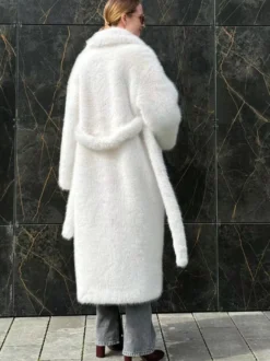 Manteau en fausse fourrure blanche avec revers crantés et ceinture Veste longue d'hiver écologique 2026