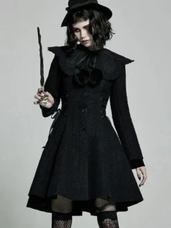 Manteaux gothiques Lolita à pompons noirs en polyester Manteau d'hiver Lolita Outwears