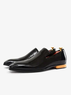 Mocassins à enfiler pour hommes chaussures vernies à bout pointu et talons bas