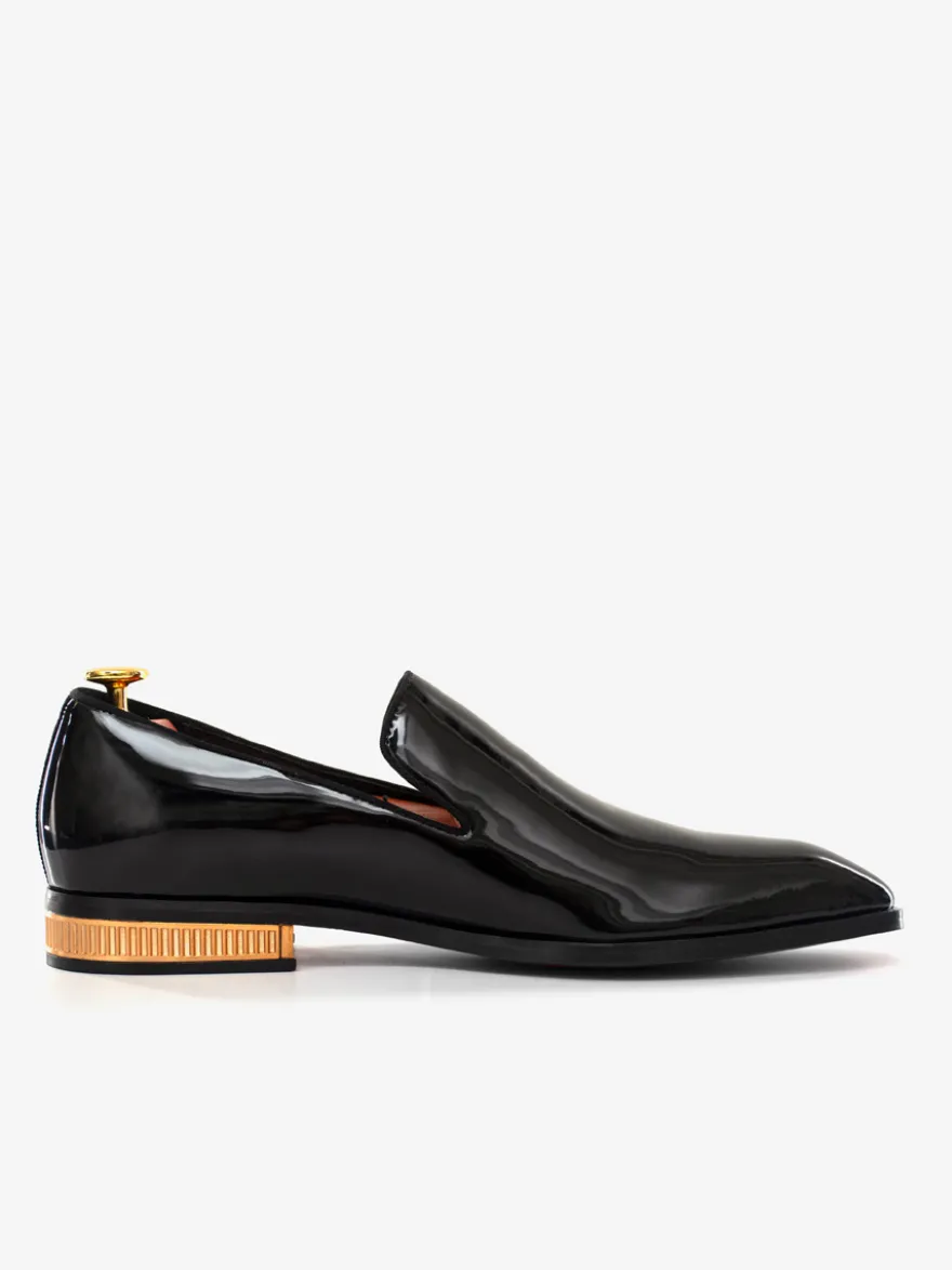 Mocassins à enfiler pour hommes chaussures vernies à bout pointu et talons bas