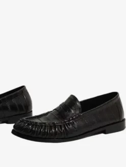 Mocassins noirs à bout rond et motif pierre chaussures habillées à enfiler