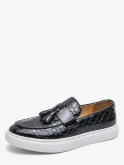Mocassins noirs décontractés pour hommes bout rond à enfiler avec pompons