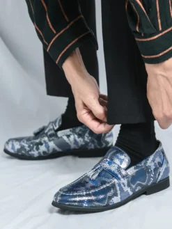 Mocassins à pampilles pour hommes à enfiler en cuir synthétique imprimé poisson bout rond pour bal de promo mariage