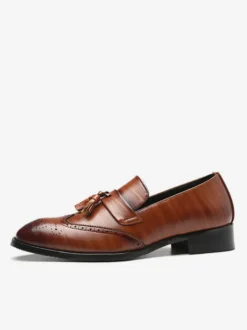 Mocassins à pampilles pour hommes chaussures habillées en cuir à bout pointu à enfiler