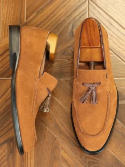 Mocassins à pampilles pour hommes en daim et cuir à bout carré