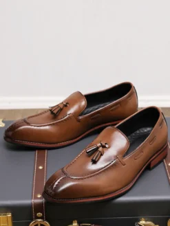 Mocassins à pampilles pour hommes chaussures basses à talons moyens et à enfiler