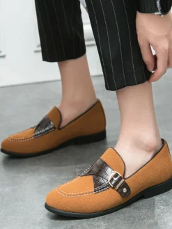 Mocassins pour hommes en daim bout rond boucle chaussures à enfiler