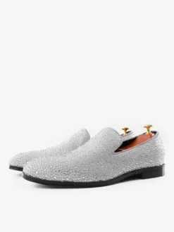 Mocassins à rivets pour hommes chaussures en daim blanc froid avec strass et cristaux chaussures à enfiler pour bal de promo mariage