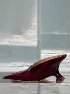 Mules noires à bout pointu pour femmes escarpins à enfiler avec talon