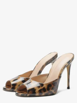 Mules à talons hauts bout ouvert sandales noires à talons aiguilles sans talon.