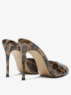 Mules à talons hauts bout ouvert sandales noires à talons aiguilles sans talon.