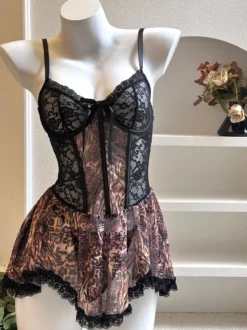 Nuisette corsetée Babydoll Lingerie imprimé tigre Dentelle à armatures Résille Mini-jupe Teddy Chemise